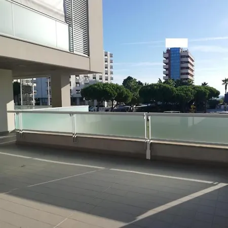 White-Blue Vibes, Seafront 2-Bedroom Apt Montesilvano Marina Buitenkant foto